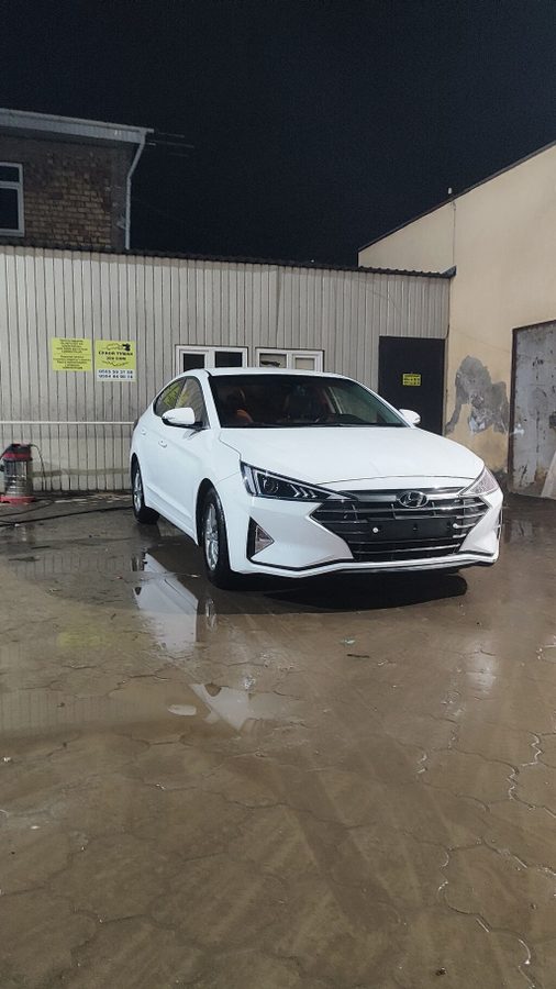 Hyundai Avante