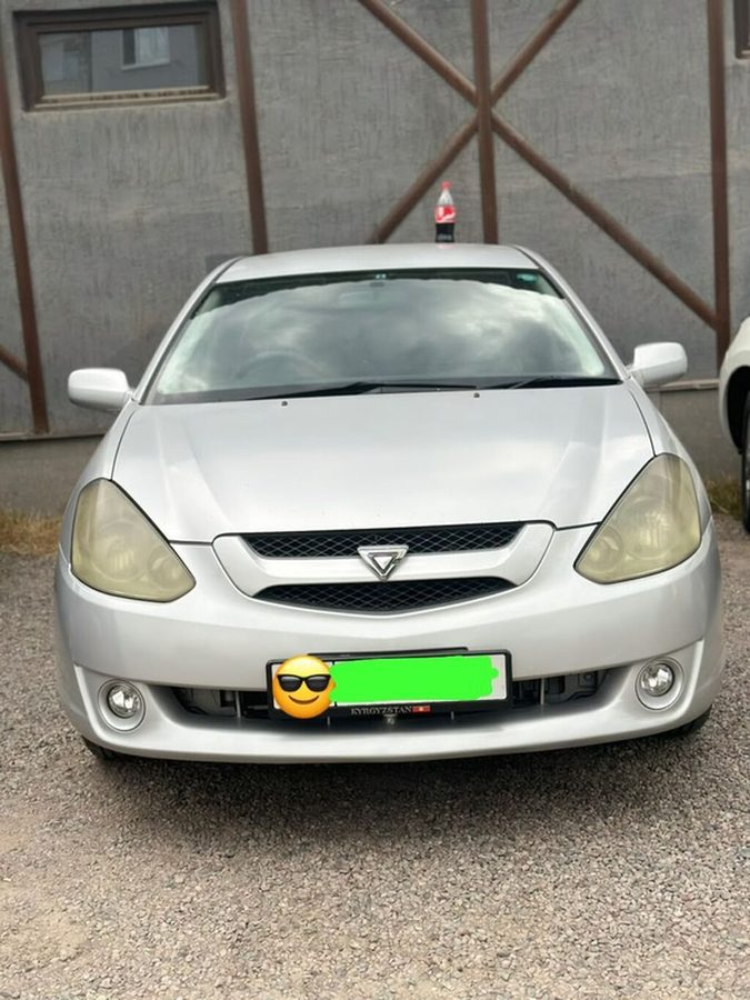 Продается Toyota Caldina 2003 г.в. Цена — 500 000 сом, разумный торг