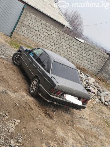 Mercedes-Benz 190 (W201)