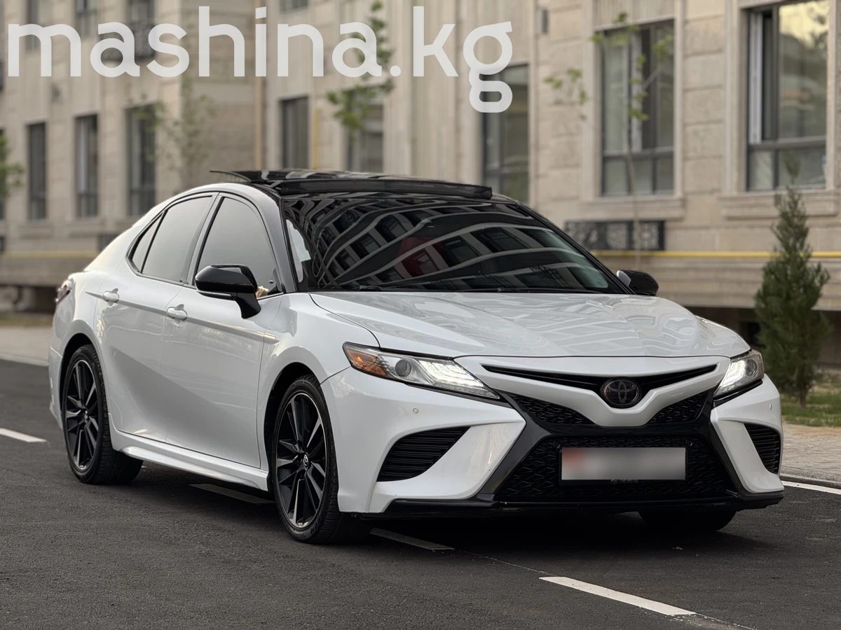 Toyota Camry VIII (XV70) 2018
