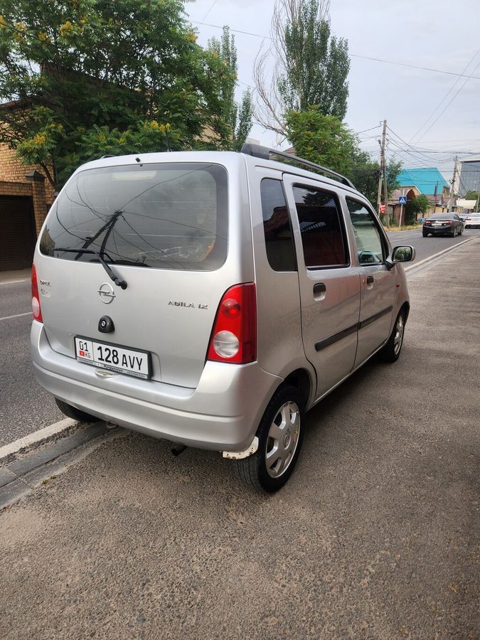 Opel Agila