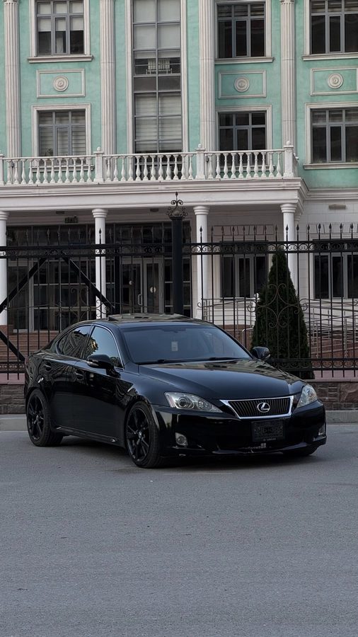 Lexus IS II Рестайлинг 2010