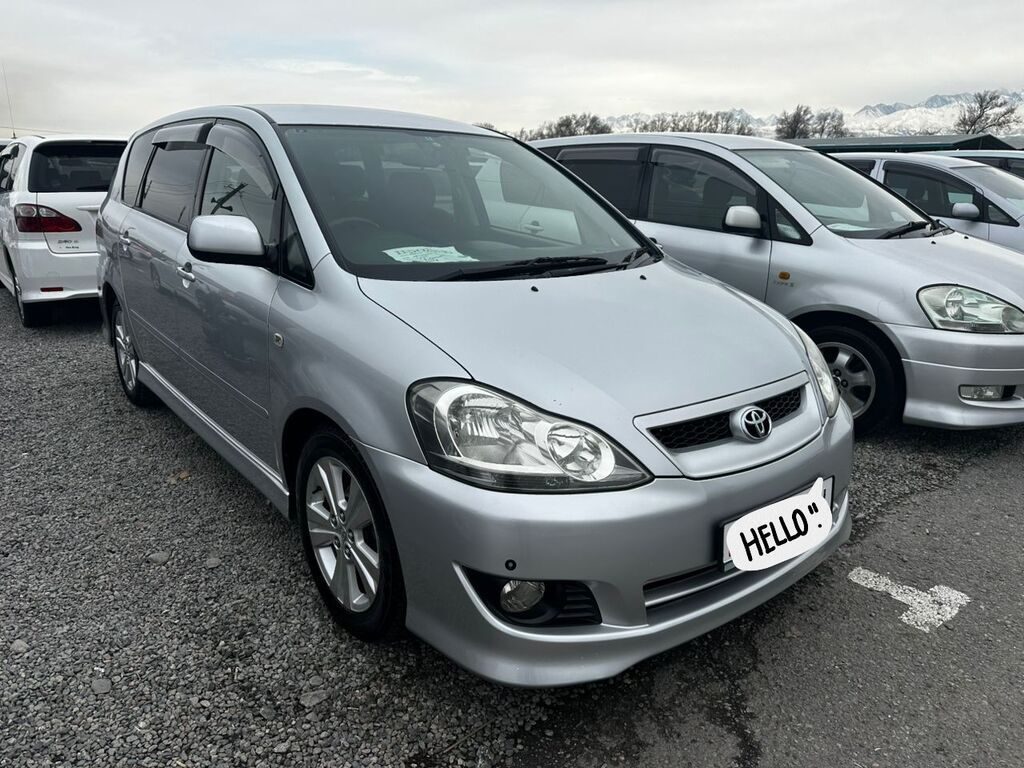 Toyota Ipsum