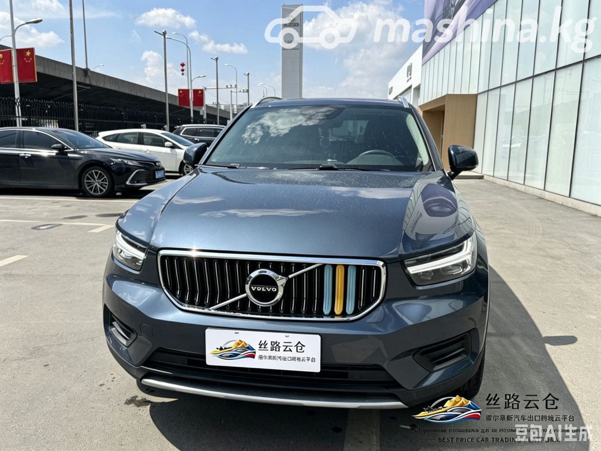 Volvo XC40 I