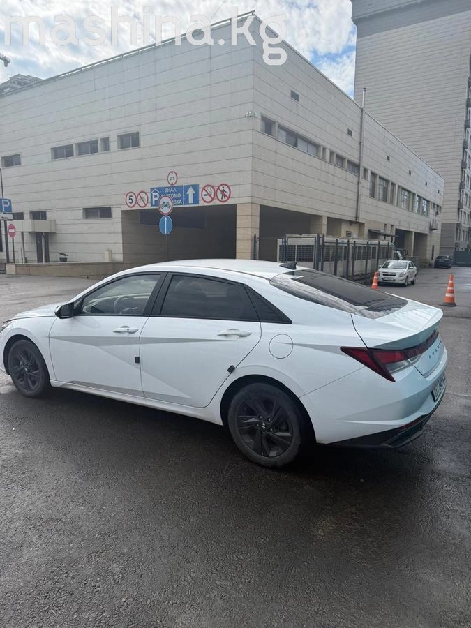 Hyundai Avante VII 2021