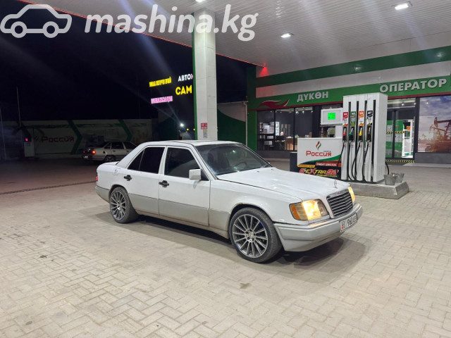 Mercedes-Benz W124