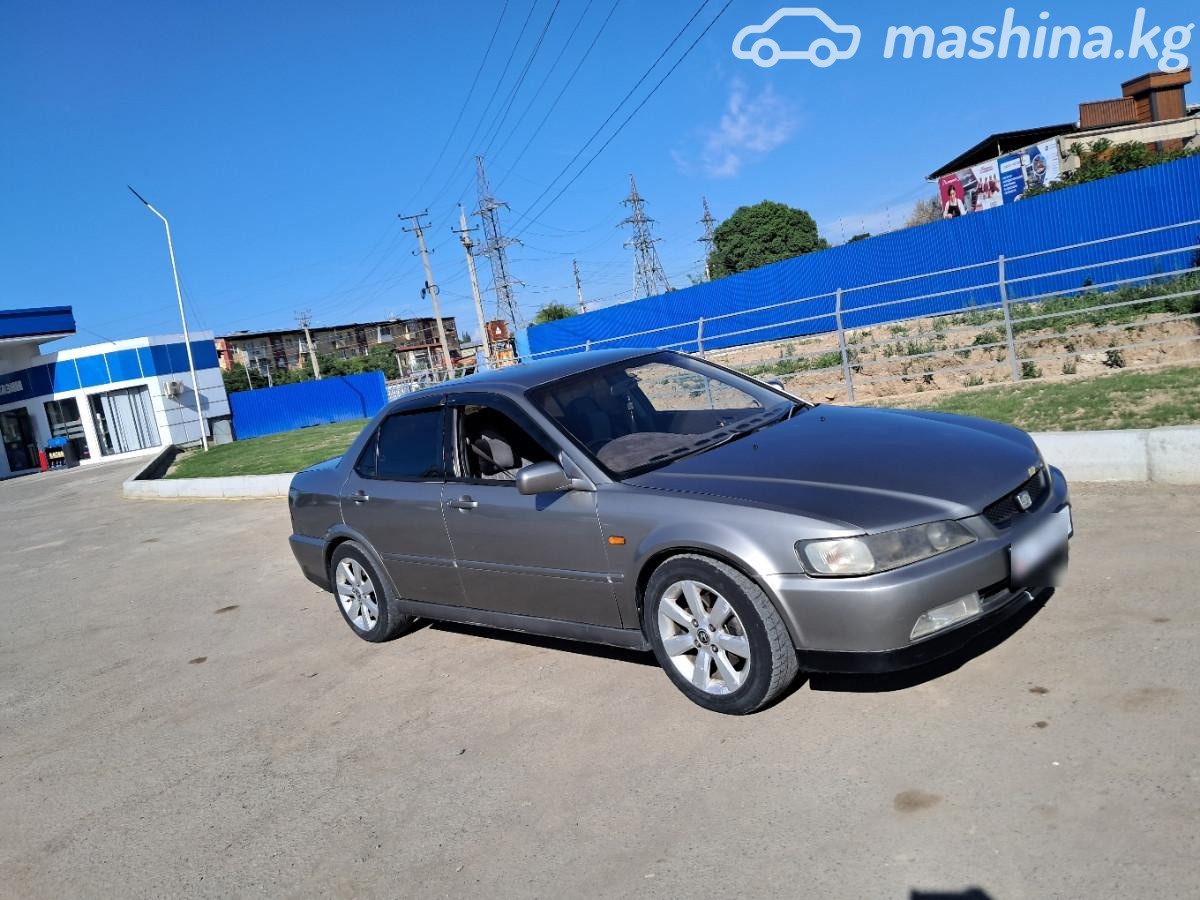 Honda Accord VI