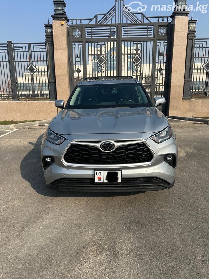 Toyota Highlander IV (U70)