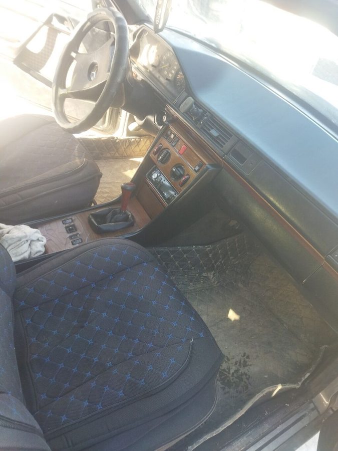 Mercedes-Benz W124