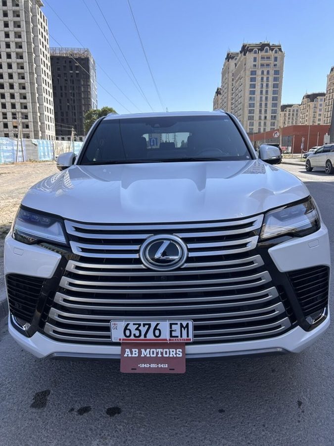 Lexus LX