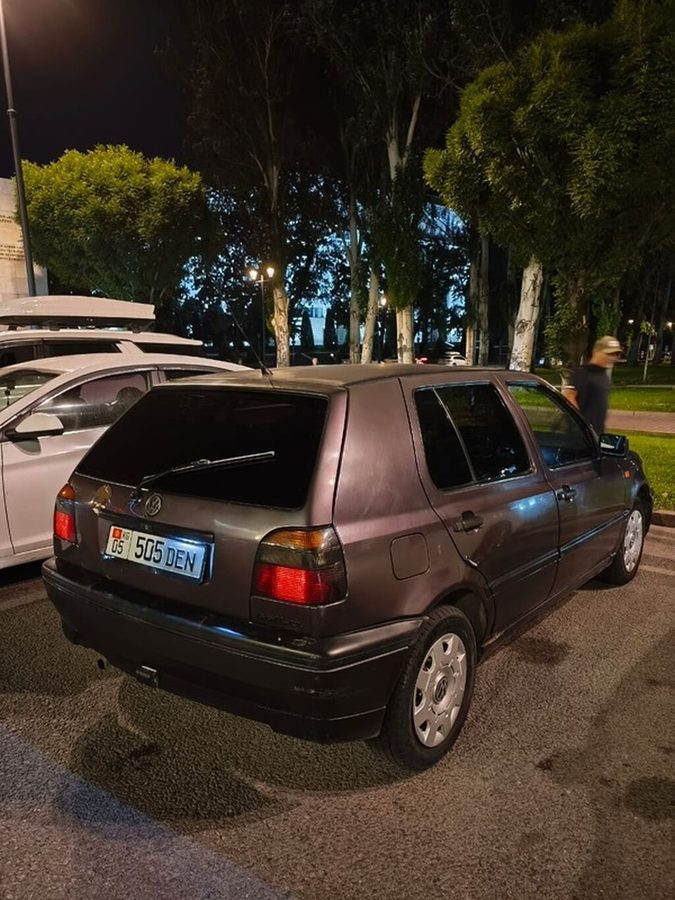 Volkswagen Golf