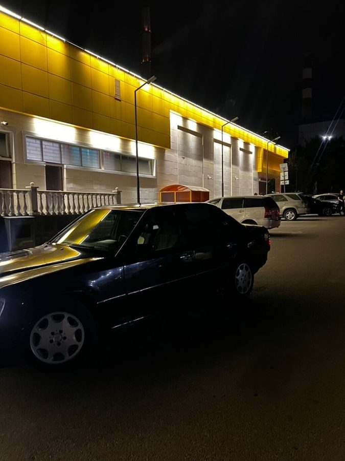 Mercedes-Benz W124