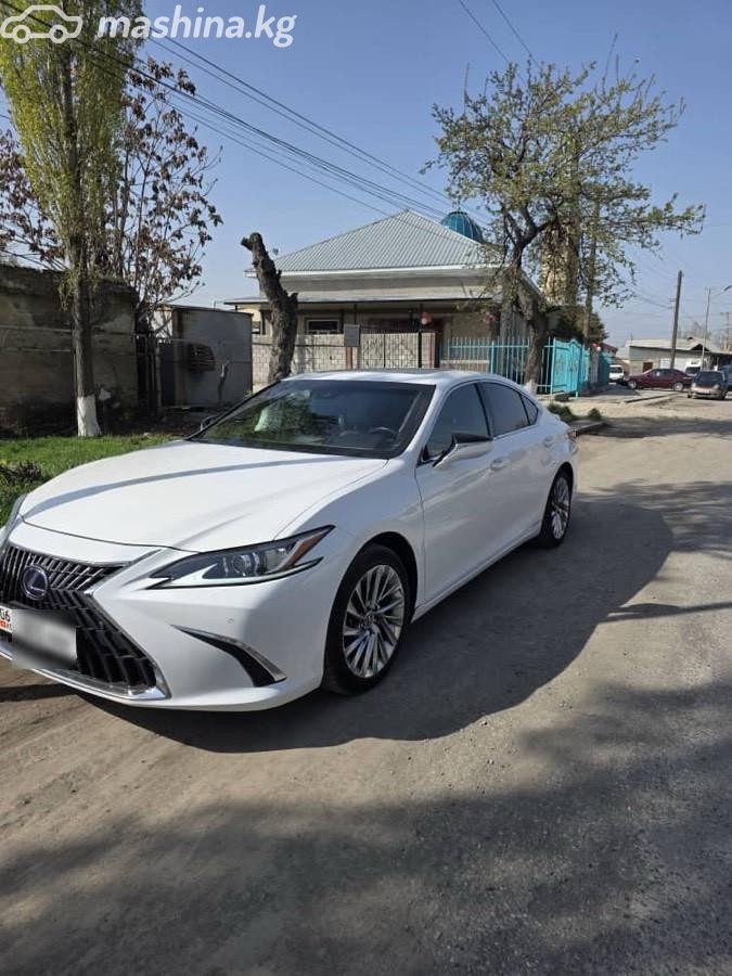 Lexus ES VII