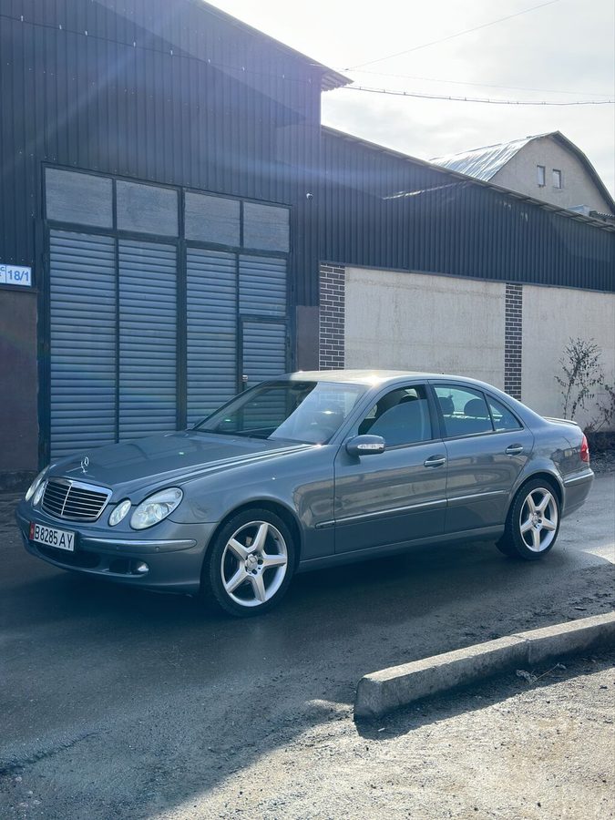 Mercedes-Benz E-Class