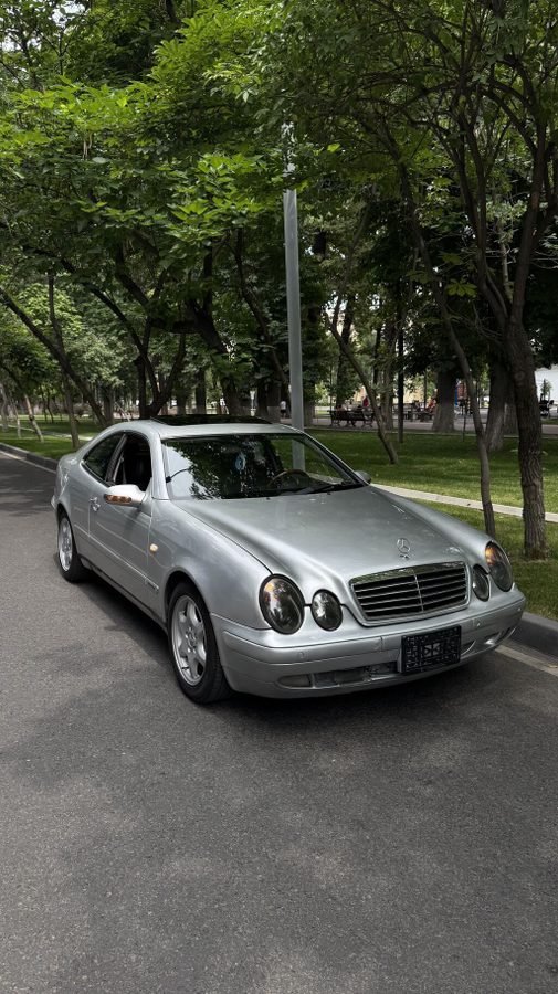 Mercedes-Benz CLK-Class