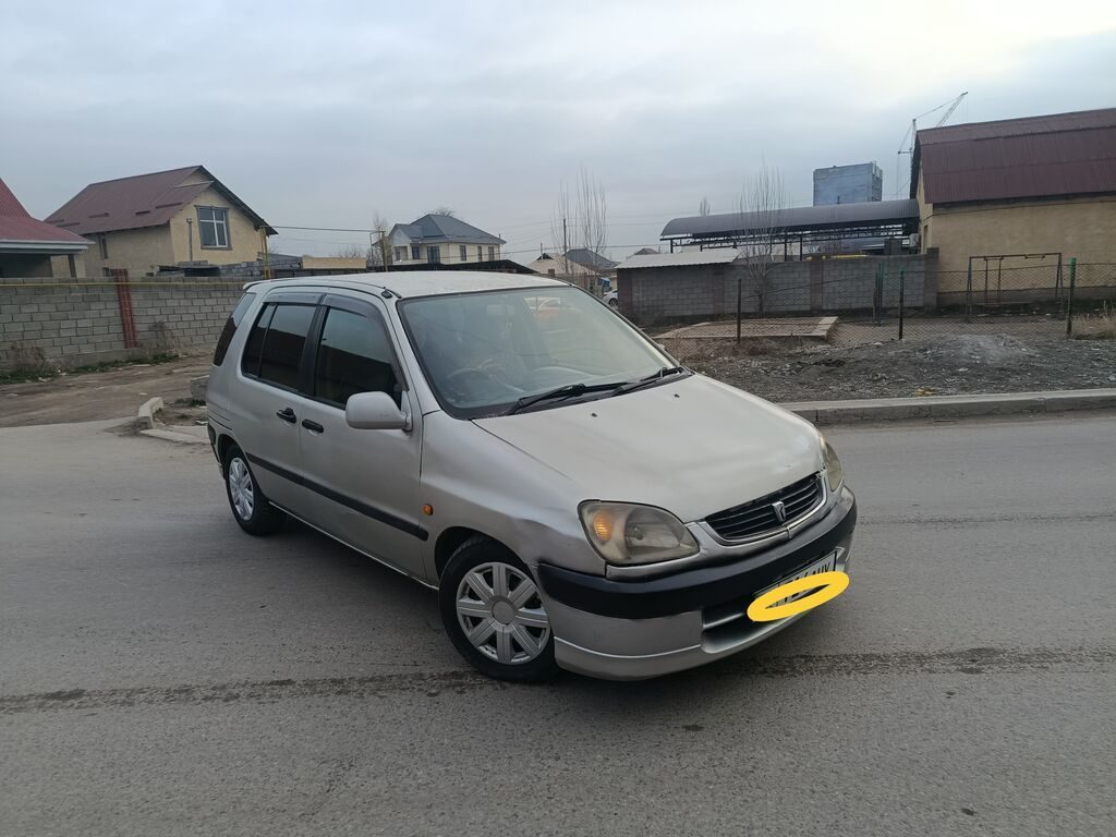 Toyota Raum