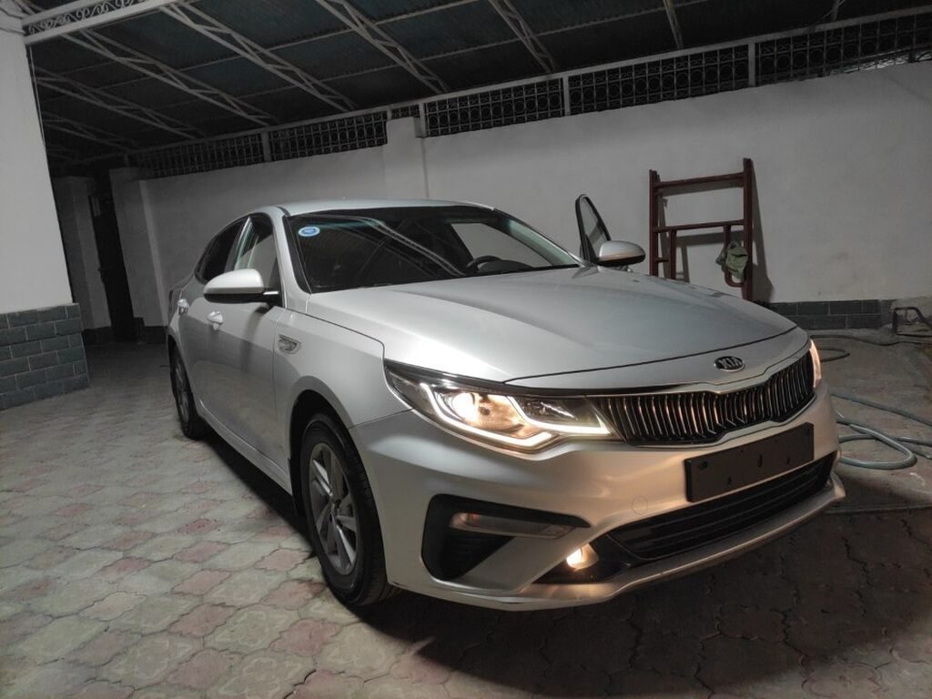 Kia K5