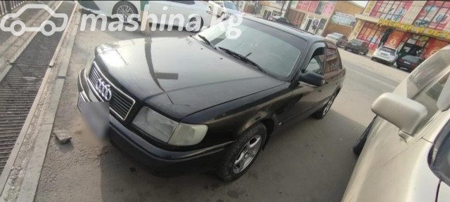 Audi 100