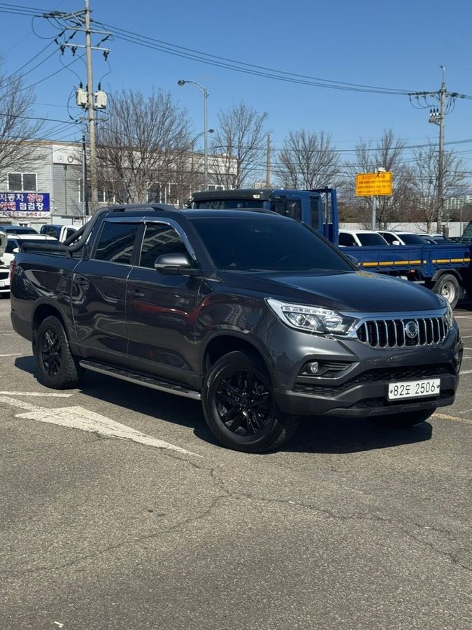 Ssangyong Rexton Khan
