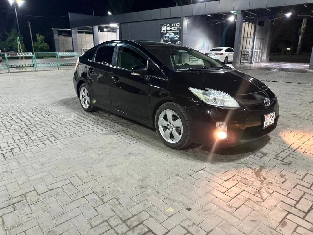 Toyota Prius III (XW30) 2011