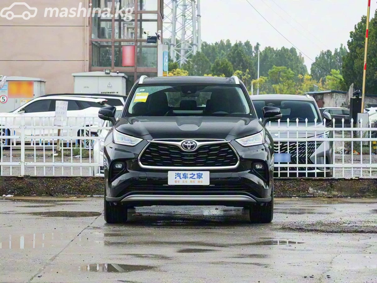 Toyota Highlander IV (U70)