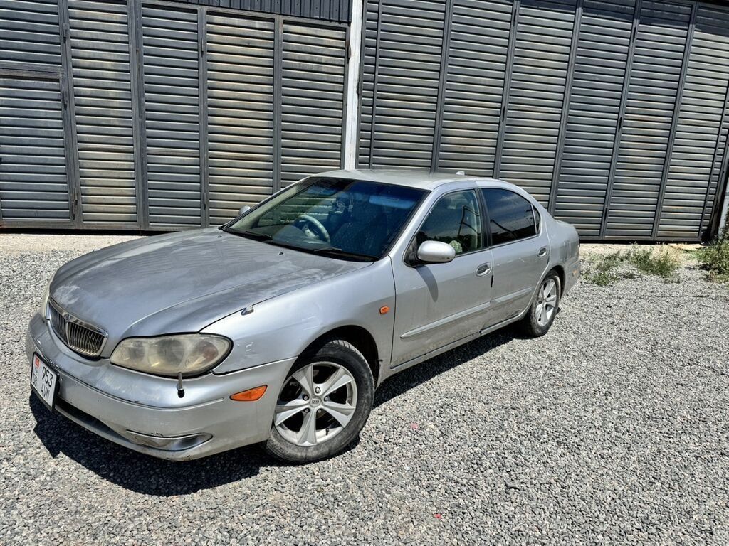 Nissan Maxima