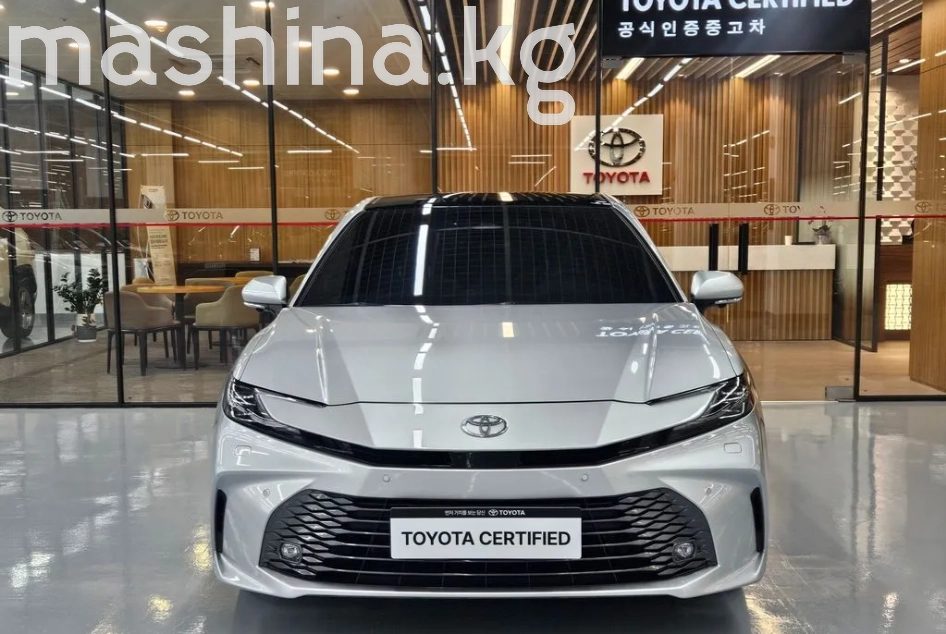 Toyota Camry IX (XV80) 2025