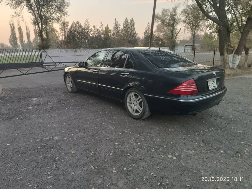 Mercedes-Benz S-Class