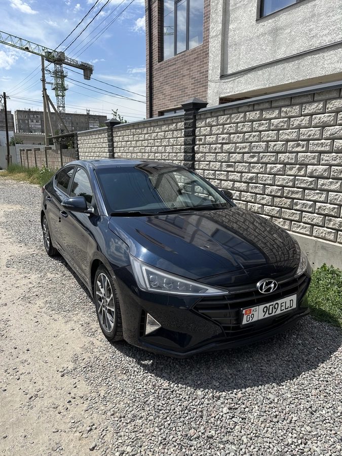 Hyundai Avante VI Рестайлинг 2018