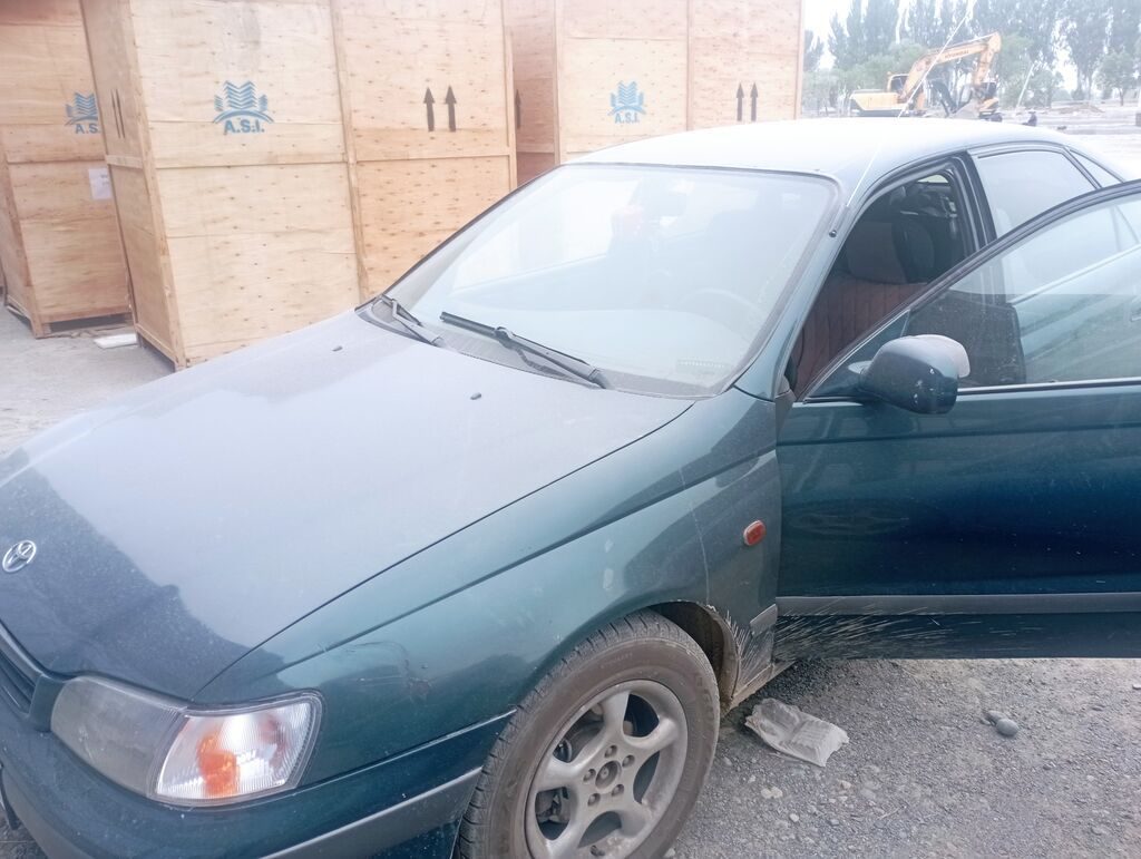 Toyota Carina E