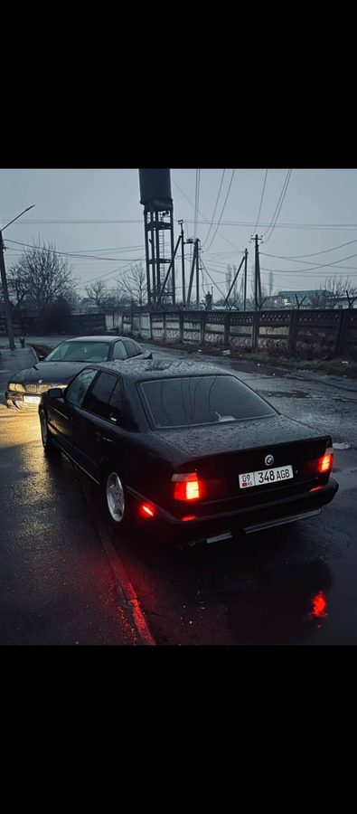 BMW 525