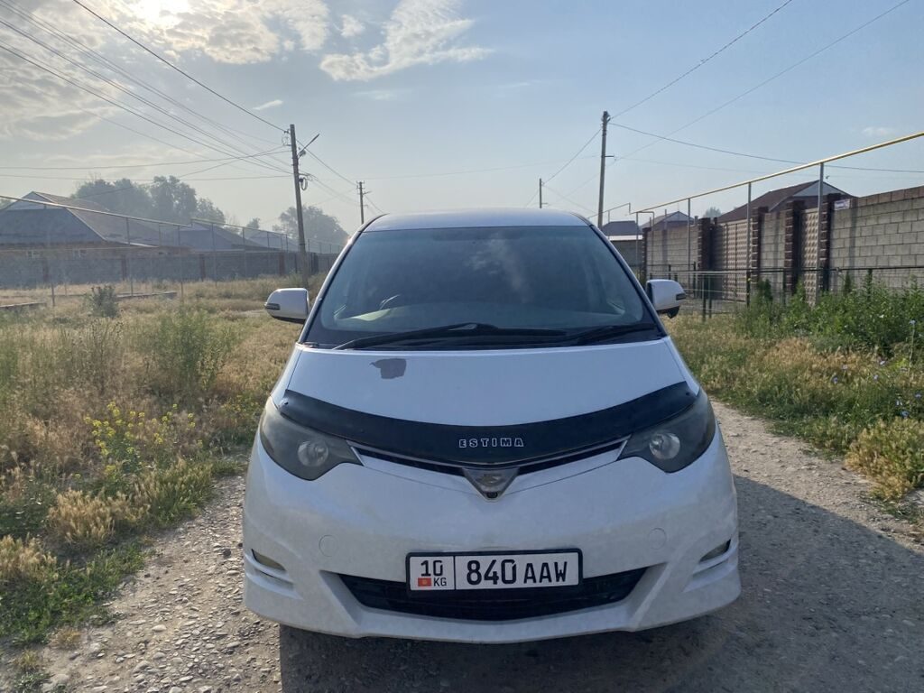 Toyota Estima