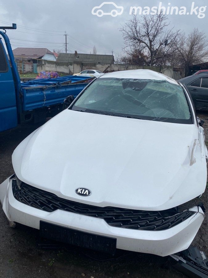 Kia K5 III