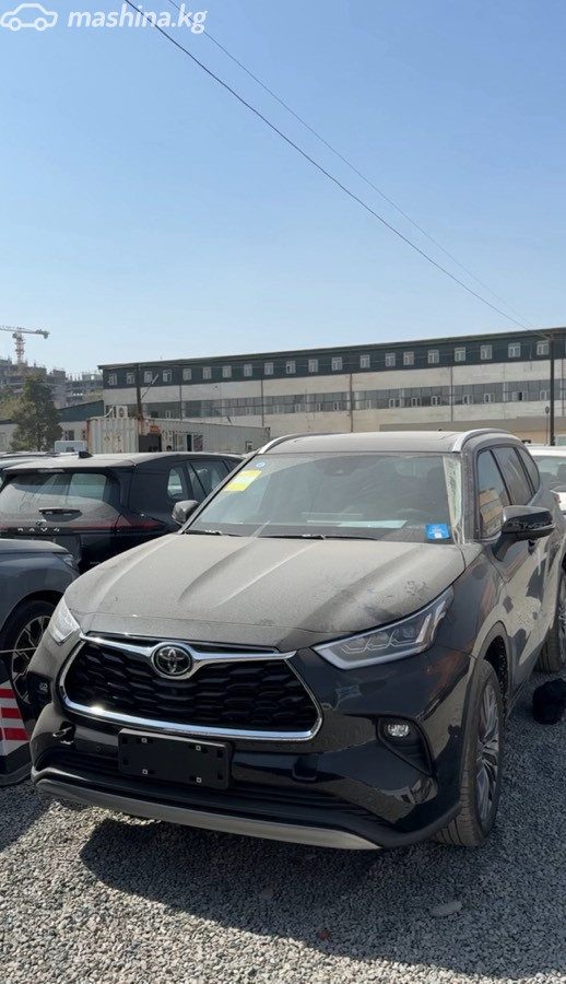 Toyota Highlander IV (U70)