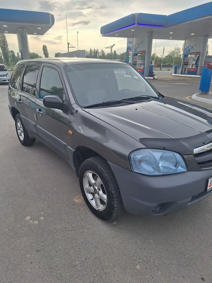 Mazda Tribute