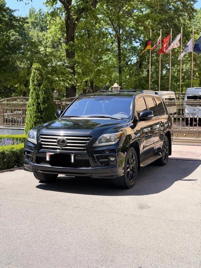 Lexus LX III Рестайлинг 2015