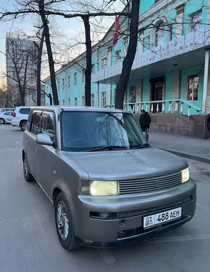 Toyota bB I 2003