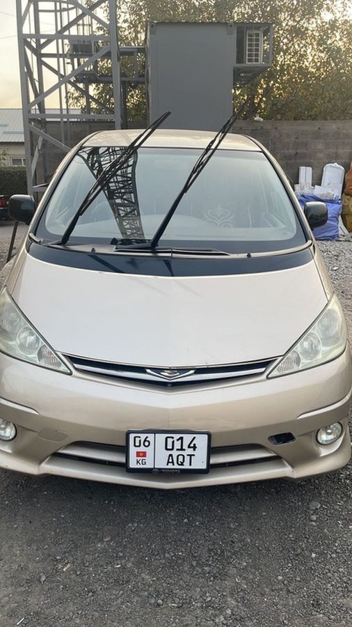 Toyota Estima
