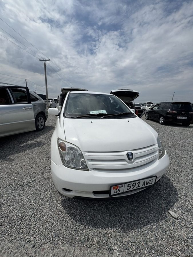Toyota Ist