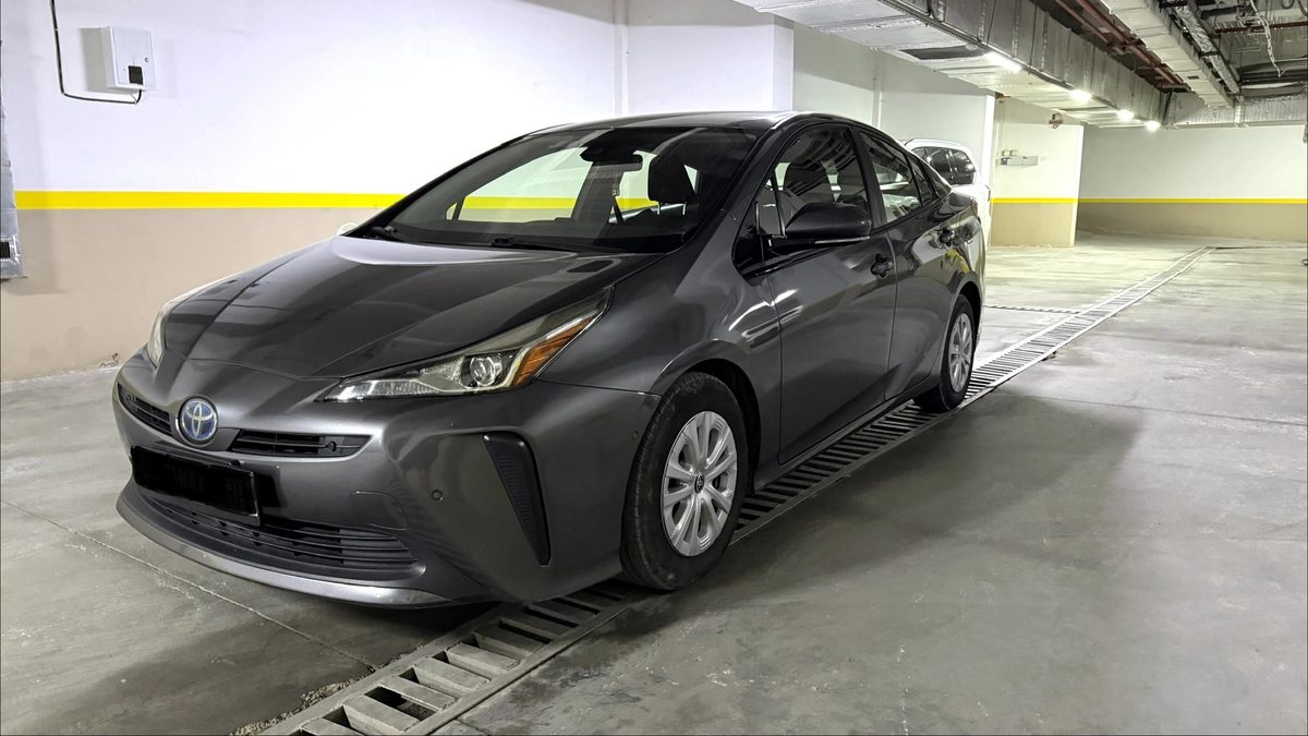 Toyota Prius IV Рестайлинг (XW50) 2019