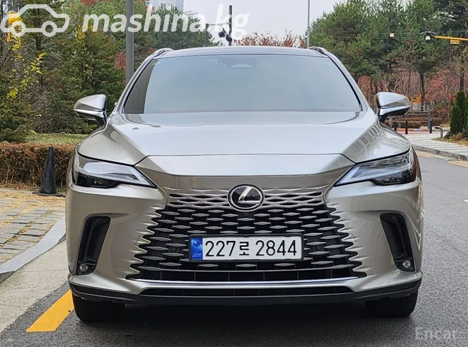 Lexus RX V