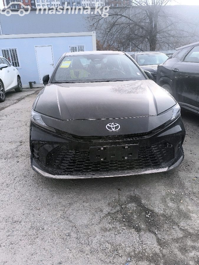 Toyota Camry IX (XV80)