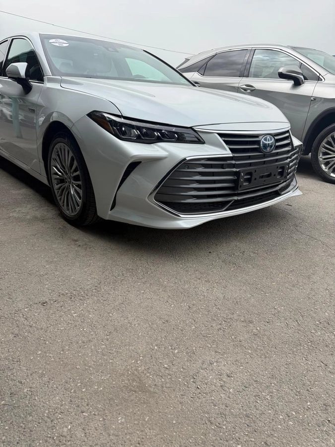 Toyota Avalon V 2019