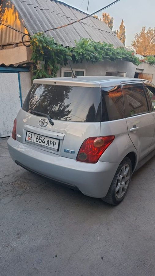 Toyota Ist