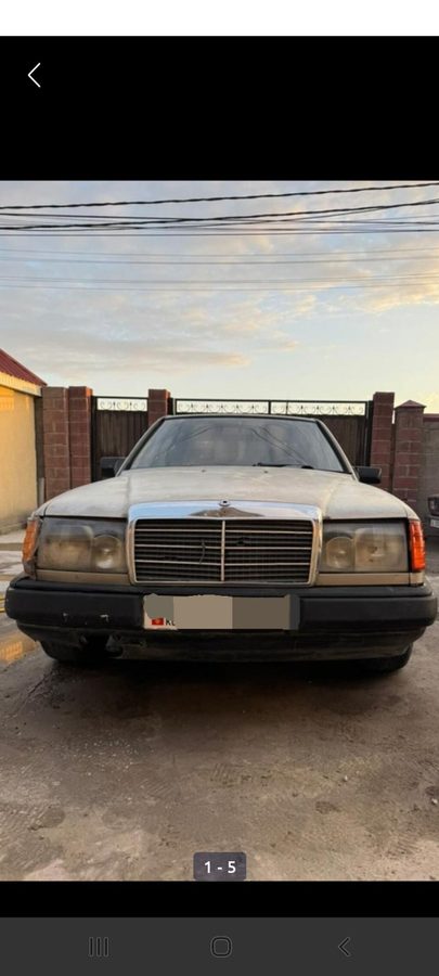 Mercedes-Benz W124