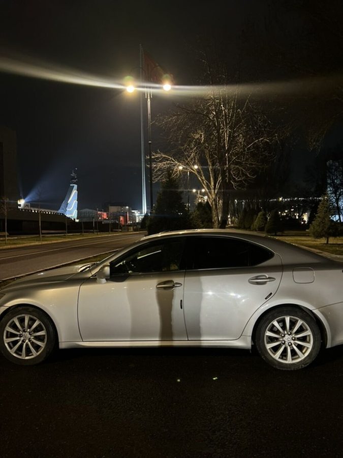 Lexus IS