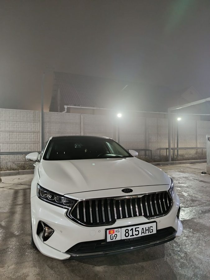 Kia Cadenza