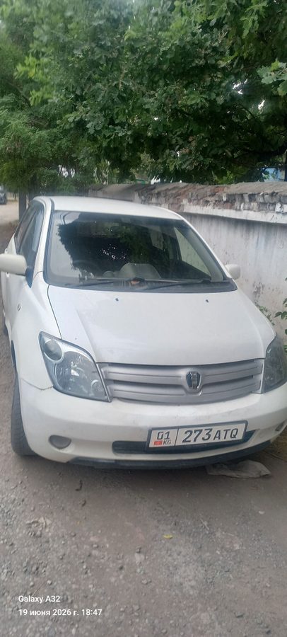 Toyota Ist