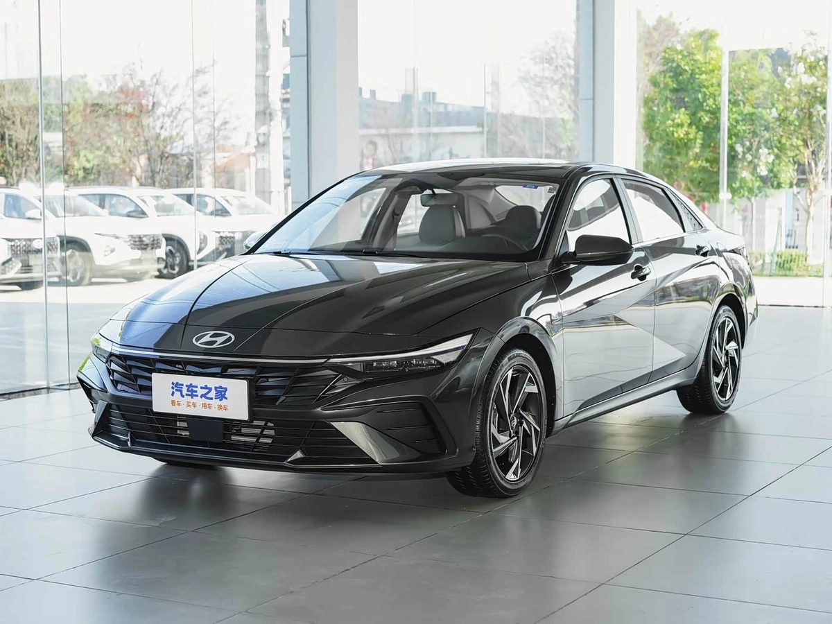 Hyundai Elantra VII (CN7) Рестайлинг 2026