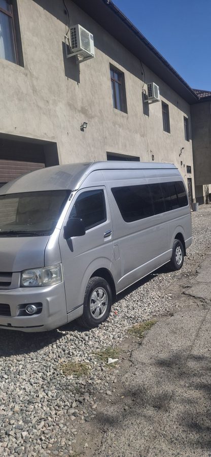 Toyota Hiace
